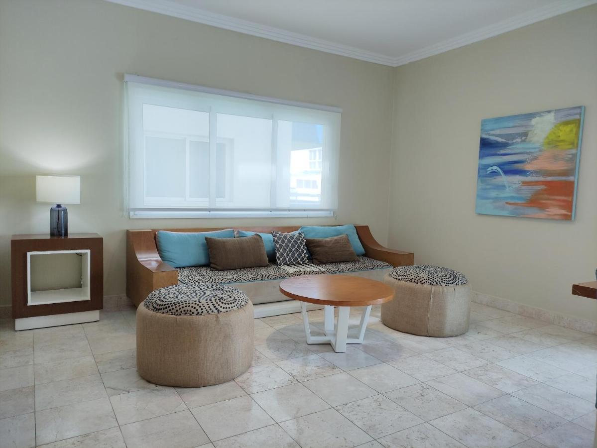 Chic Beachfront Apartment - Private Beach Access Punta Cana Eksteriør bilde